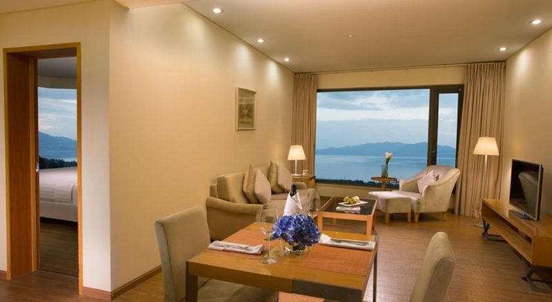 Angsana Fuxian Lake Chengjiang  Εξωτερικό φωτογραφία